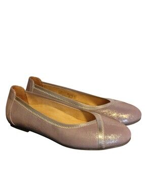 VIONIC Caroll Metallic Silver/Purple Hue Ballet Flat Slip On Shoes Size 7.5 Wide